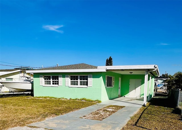 exterior space featuring a yard