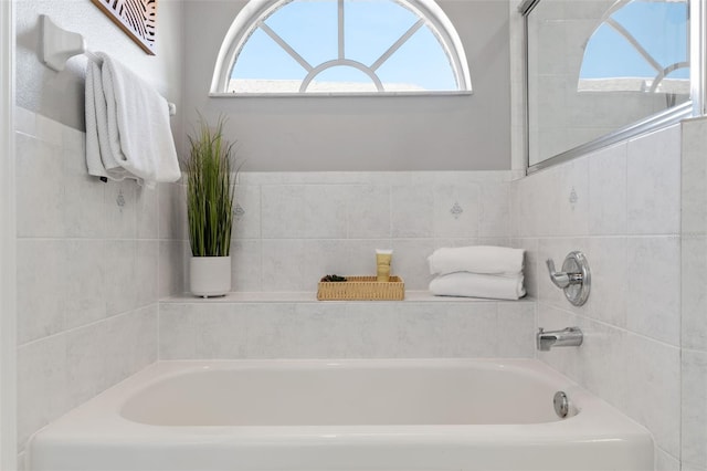 bathroom featuring a bathing tub