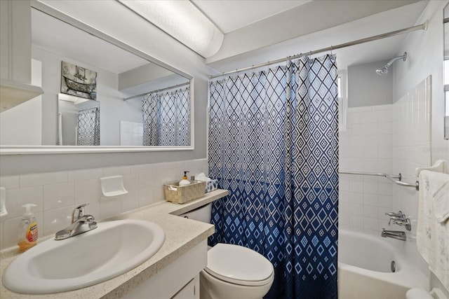 full bathroom featuring toilet, vanity, tile walls, shower / tub combo with curtain, and tasteful backsplash