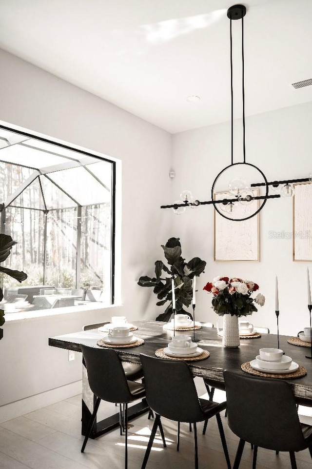 dining space with visible vents