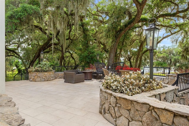 view of patio / terrace featuring outdoor lounge area