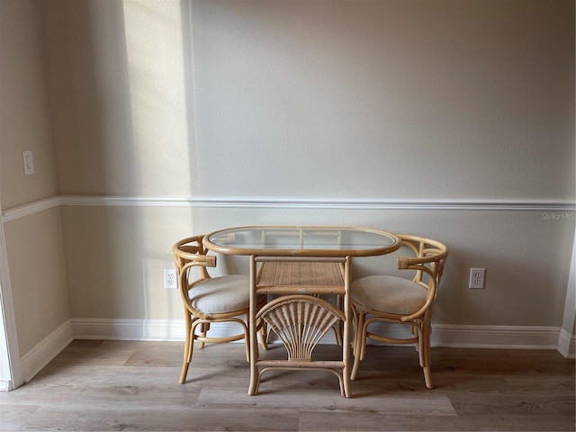 unfurnished room featuring light hardwood / wood-style floors