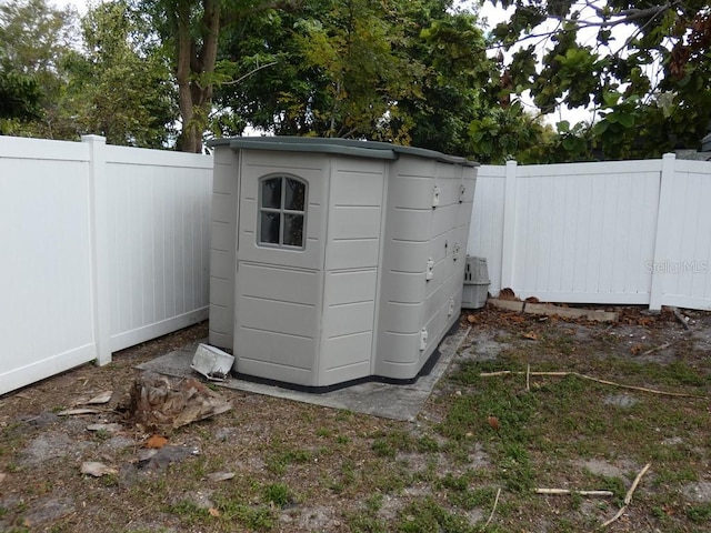 view of outbuilding