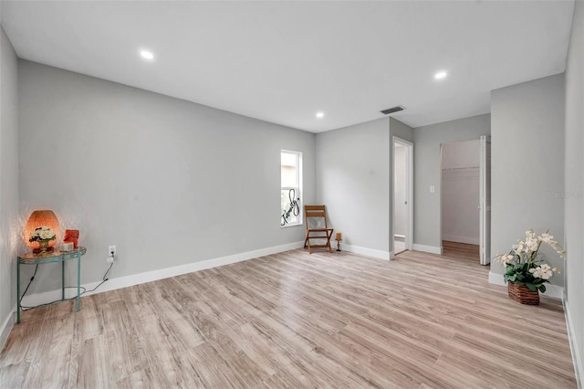 empty room featuring light hardwood / wood-style flooring