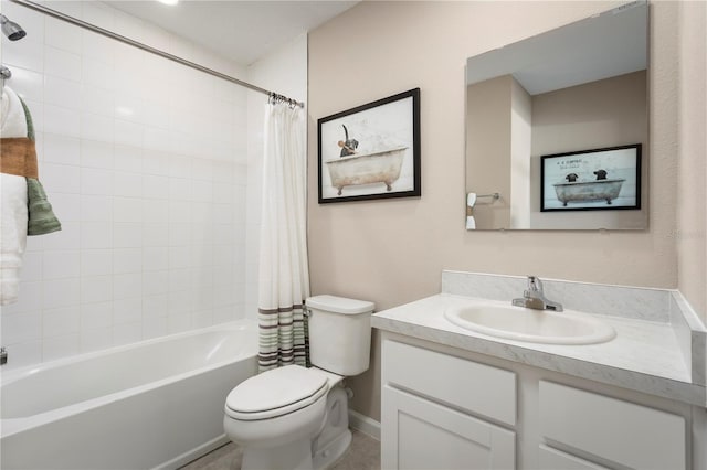 full bathroom featuring toilet, shower / tub combo, and vanity