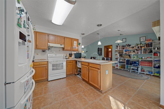 kitchen with decorative light fixtures, sink, backsplash, kitchen peninsula, and white appliances