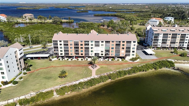 bird's eye view with a water view