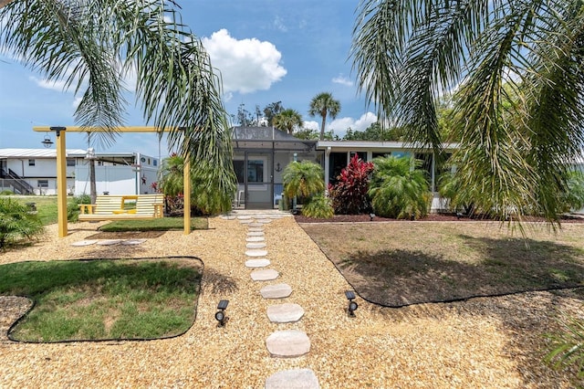 14124 Kulig Ct, Hudson, FL 34667 - view of front facade with glass enclosure