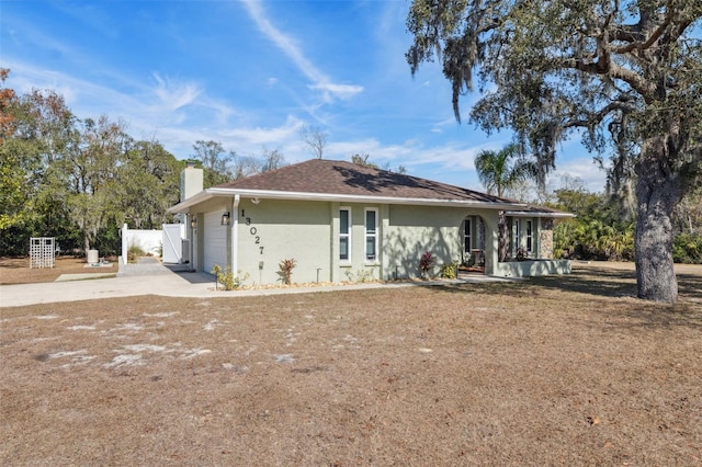 single story home with a garage