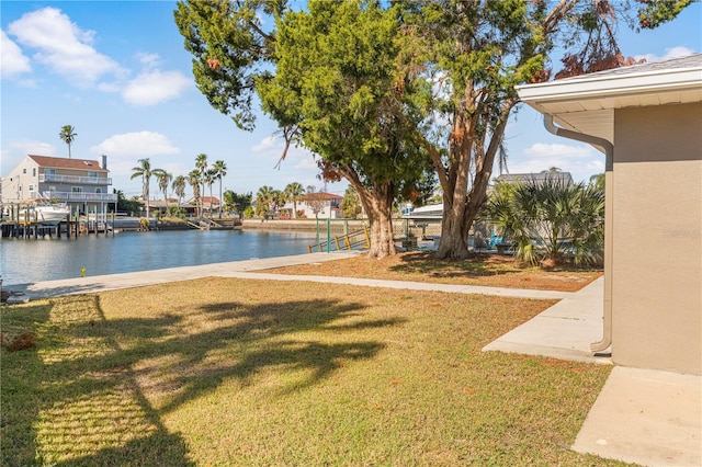 view of yard with a water view