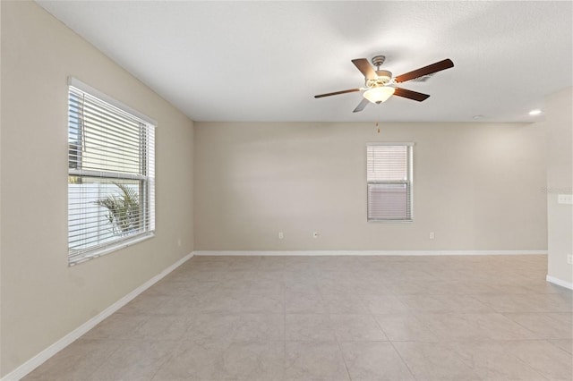 empty room with ceiling fan