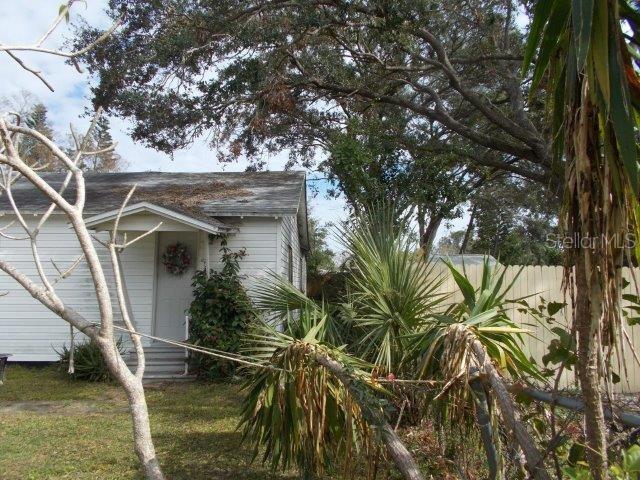 view of side of home