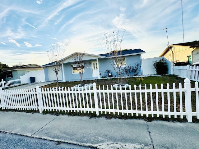 view of front of property