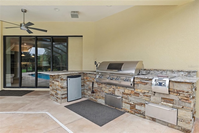 20200 Lace Cascade Rd, Land O Lakes, FL 34637 - view of patio / terrace with a ceiling fan