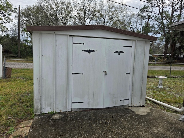 view of outdoor structure