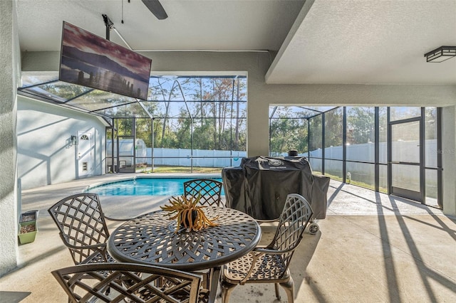 view of sunroom / solarium