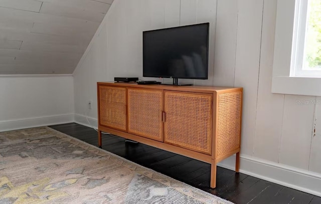 interior details with hardwood / wood-style flooring