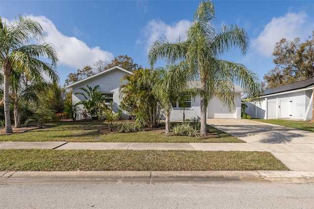 view of front of home with a front lawn