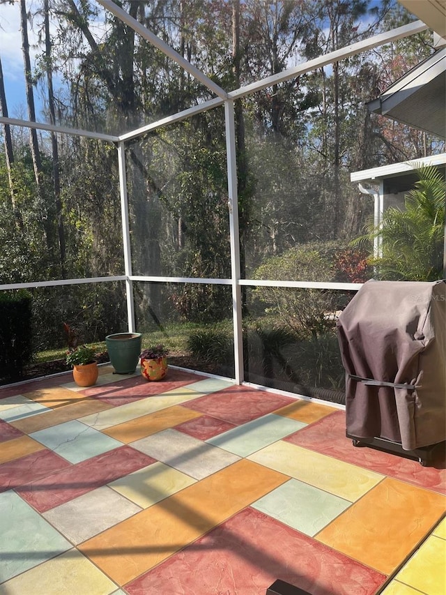 view of unfurnished sunroom