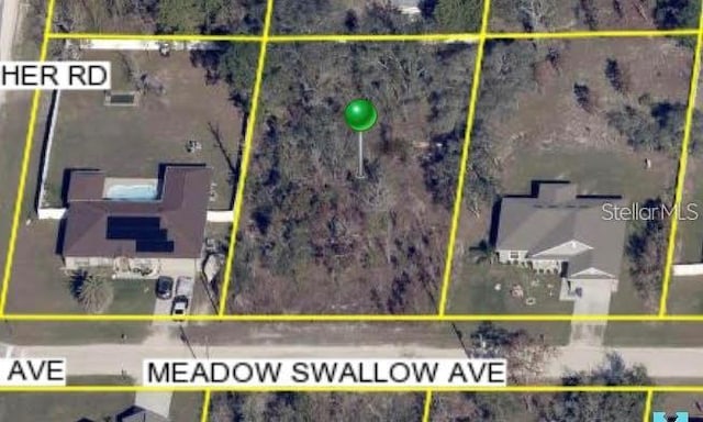 Listing photo 3 for 13125 Meadow Swallow Ave, Brooksville FL 34613