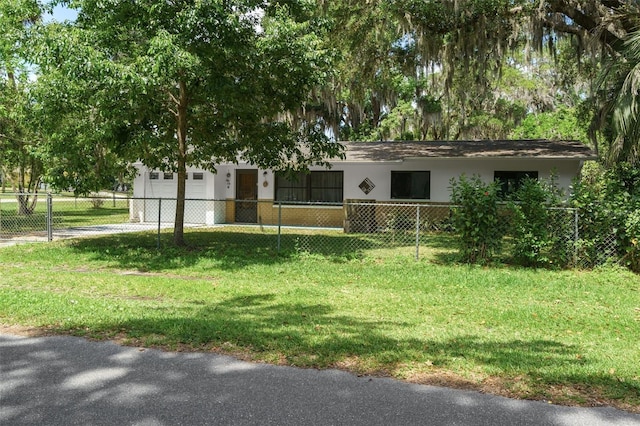 view of front of house with a front yard