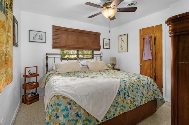 bedroom featuring ceiling fan