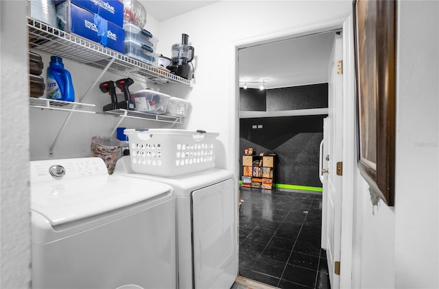 laundry area featuring washer and clothes dryer