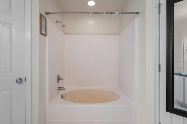 full bathroom featuring washtub / shower combination