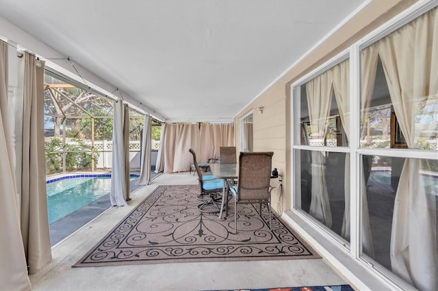 view of sunroom / solarium