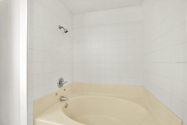 full bathroom with bathing tub / shower combination