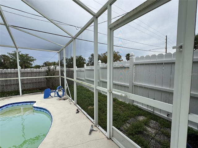 view of sunroom / solarium