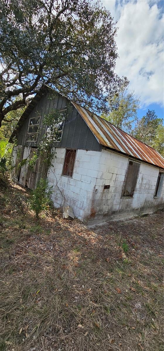 view of outbuilding with an outdoor structure