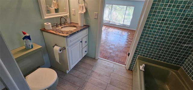 17932 Wendy Sue Ave, Hudson, FL 34667 - bathroom featuring vanity and a bathtub