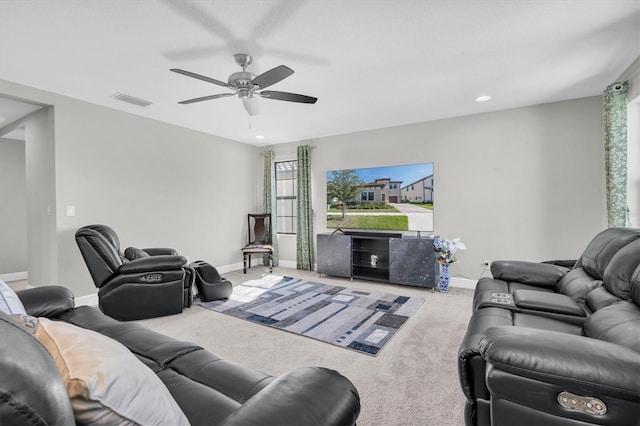 living area with baseboards, visible vents, ceiling fan, carpet flooring, and recessed lighting