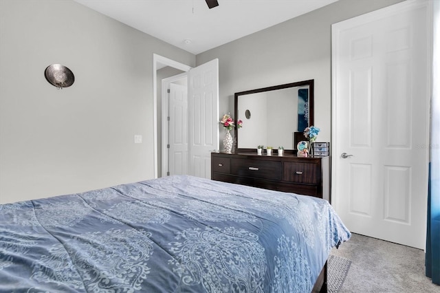 bedroom featuring a ceiling fan