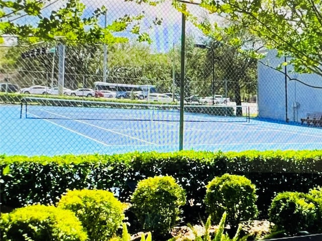 14736 Norwood Oaks Dr Unit 103, Tampa, FL 33613 - view of sport court with fence