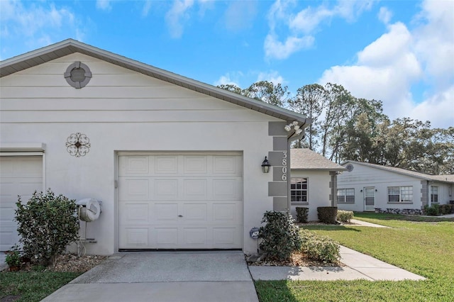 exterior space featuring driveway