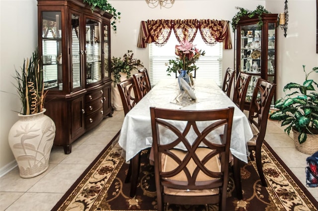 dining room featuring light tile patterned floors