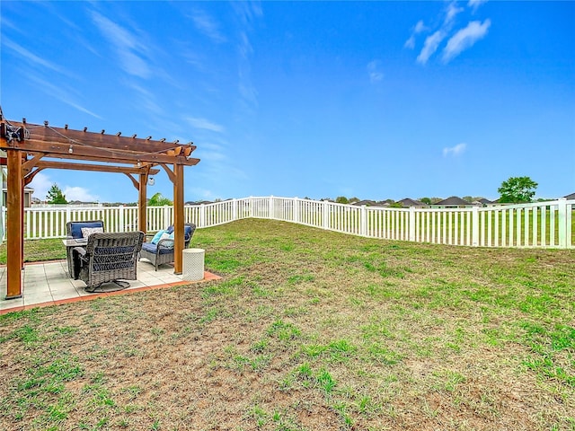 view of yard featuring a fenced backyard, a pergola, and a patio area