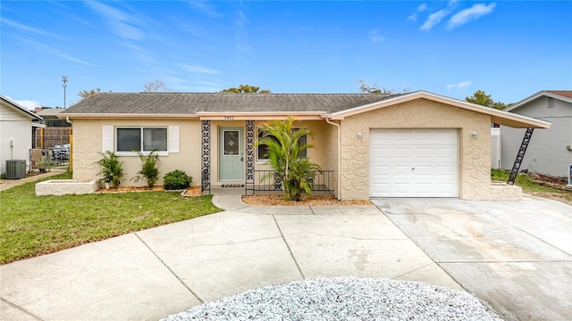 single story home with stucco siding, a garage, roof with shingles, and driveway