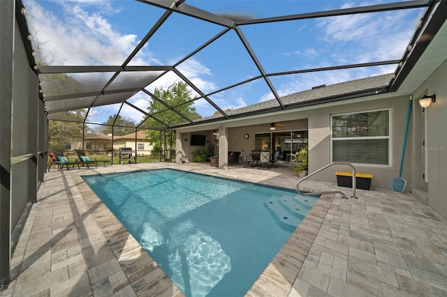 16386 Heron Hills Dr, Spring Hill, FL 34610 - pool featuring a patio area, a lanai, and ceiling fan