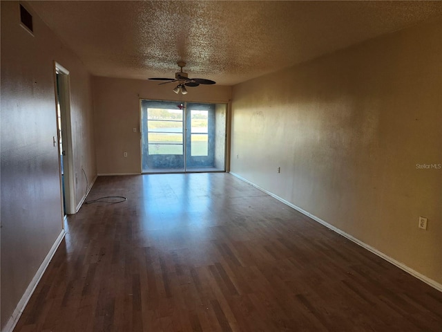 11130 Carriage Hill Dr Unit 1, Port Richey, FL 34668 - photo 2