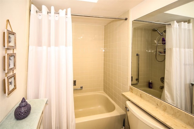 9321 Whitstone Ct, New Port Richey, FL 34655 - full bath with toilet and shower / bath combo with shower curtain