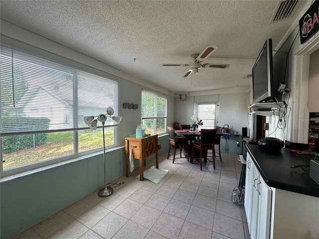 sunroom with visible vents