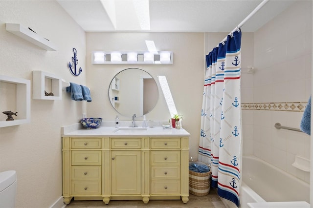 5033 Cabrilla Ct, New Port Richey, FL 34652 - bathroom with vanity, shower / bath combo with shower curtain, and a skylight