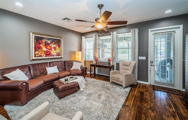 living room with visible vents, wood finished floors, baseboards, recessed lighting, and a ceiling fan