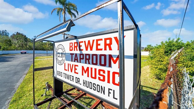 6446 Tower Dr, Hudson, FL 34667