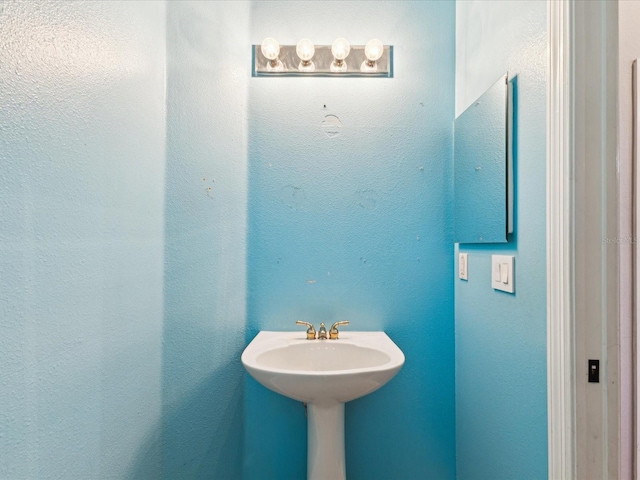 10318 Piper Dr, New Port Richey, FL 34654 - bathroom featuring a sink