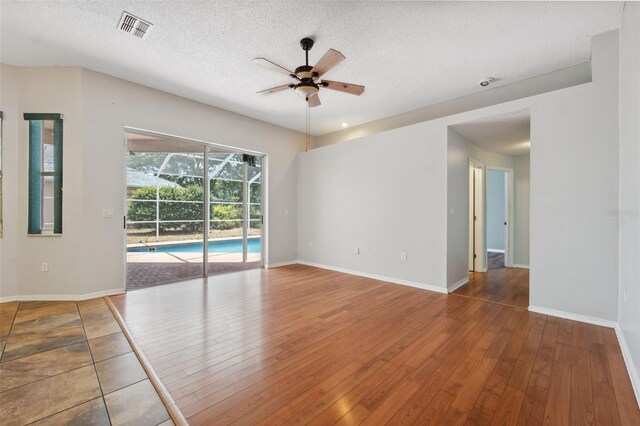 9104 Water Hazard Dr, Hudson, FL 34667 - photo 21