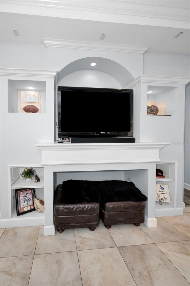 1033 Tuscany Dr, Trinity, FL 34655 - room details featuring ornamental molding